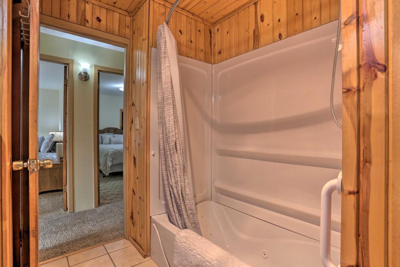 Rustic Spearfish Cabin On 12-Acre Trout Farm Exterior foto